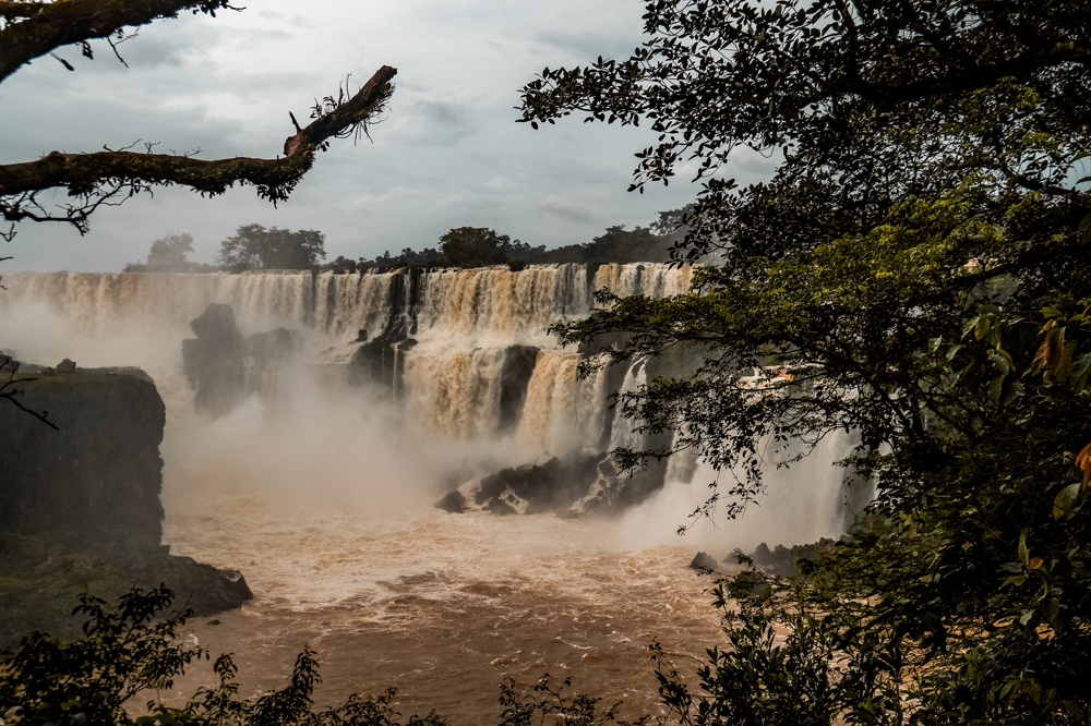 Brazilië bestemmingen en bezienswaardigheden: Iguaçu watervallen